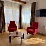 Exoria Luxury & Nocleg ze śniadaniem 4*