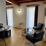 Exoria Luxury & Nocleg ze śniadaniem 4*