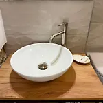 Exoria Luxury & Nocleg ze śniadaniem Nuoro (Sardinia)