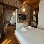 Exoria Luxury & Nocleg ze śniadaniem Nuoro (Sardinia)