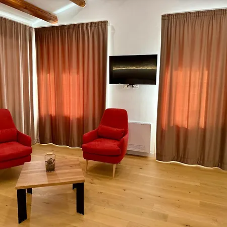 Exoria Luxury & Bed & Breakfast 4*