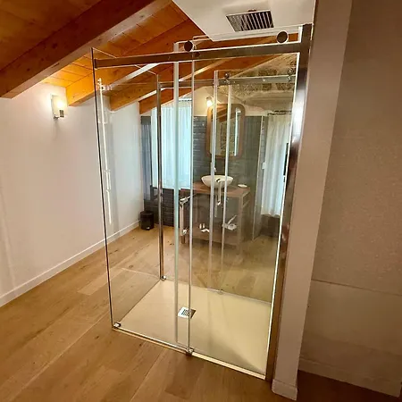 Exoria Luxury & Nocleg ze śniadaniem Nuoro (Sardinia)