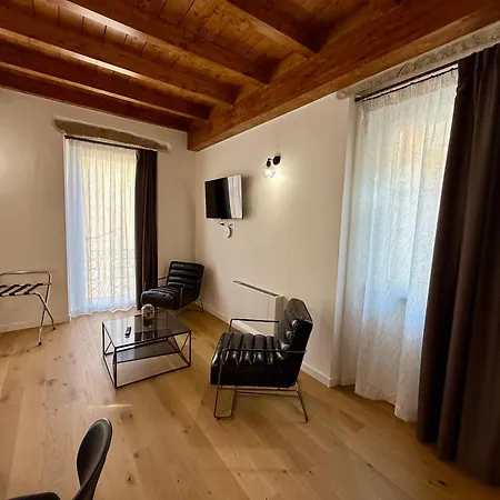 Bed & Breakfast Exoria Luxury &