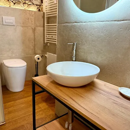 Bed & Breakfast Exoria Luxury & *