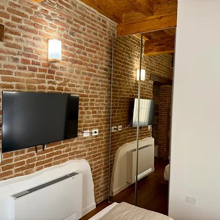 Exoria Luxury & Bed & Breakfast