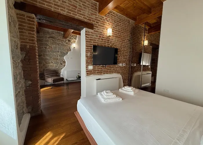 Exoria Luxury & Oda ve Kahvaltı Nuoro (Sardinia)